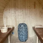 Di - Mit Sauna * Mucheln