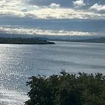 Di - Mit Sauna * Mucheln